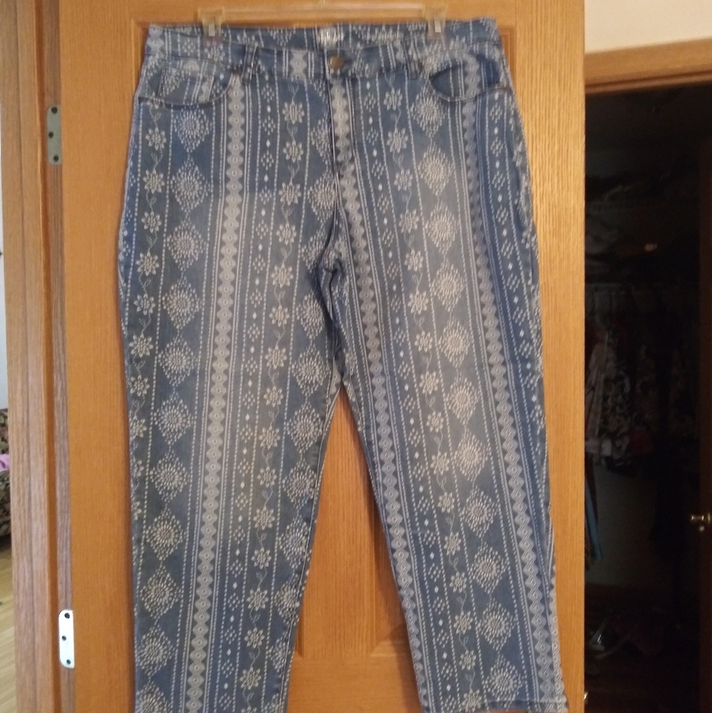 Style & Co Boyfriend Capris